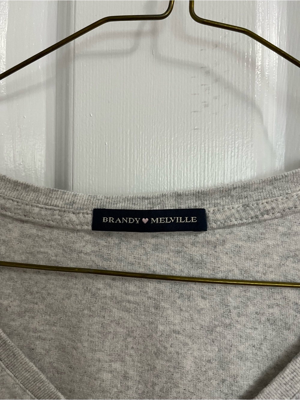Brandy Melville Heather Gray V-Neck Women’s Tee - Picture 2 of 2
